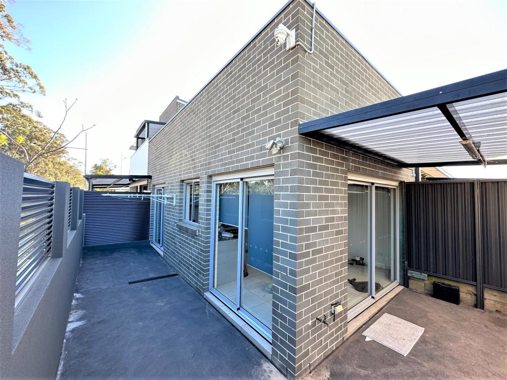 2A BARDIA AVE, BARDIA, NSW 2565