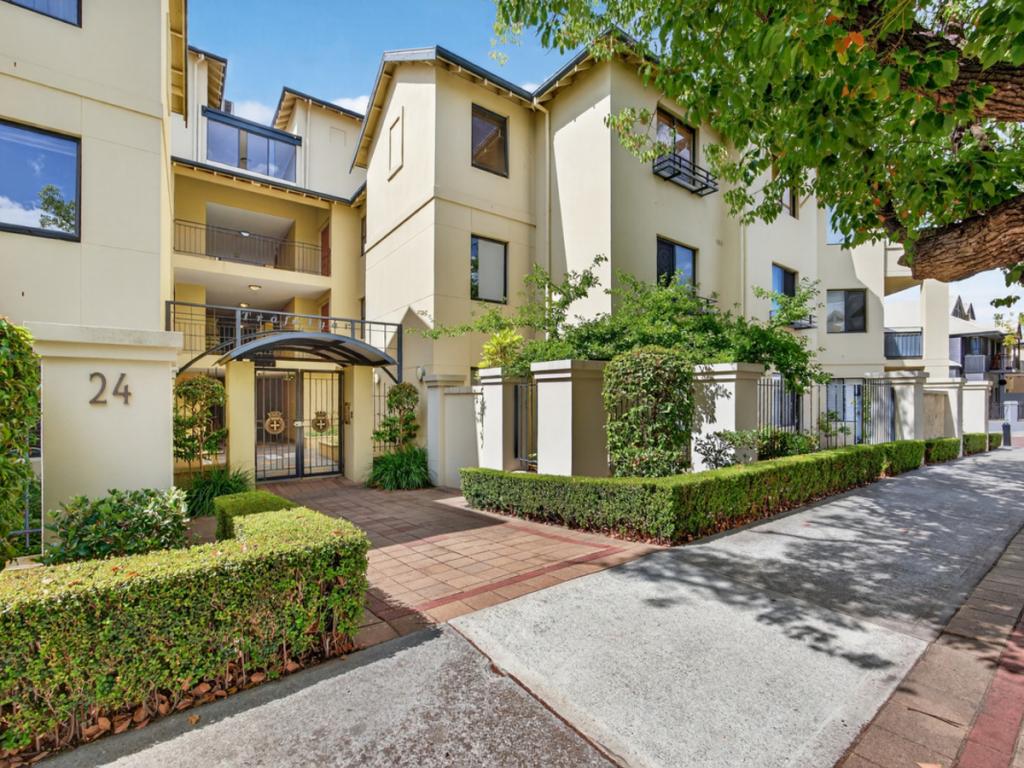 2/24 Constitution St, East Perth, WA 6004