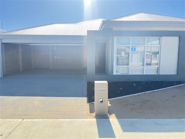 5 Sleaford App, Golden Bay, WA 6174