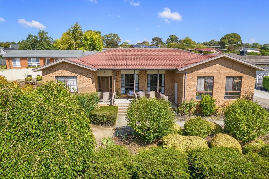 43 Hadleigh Cct, Isabella Plains, ACT 2905