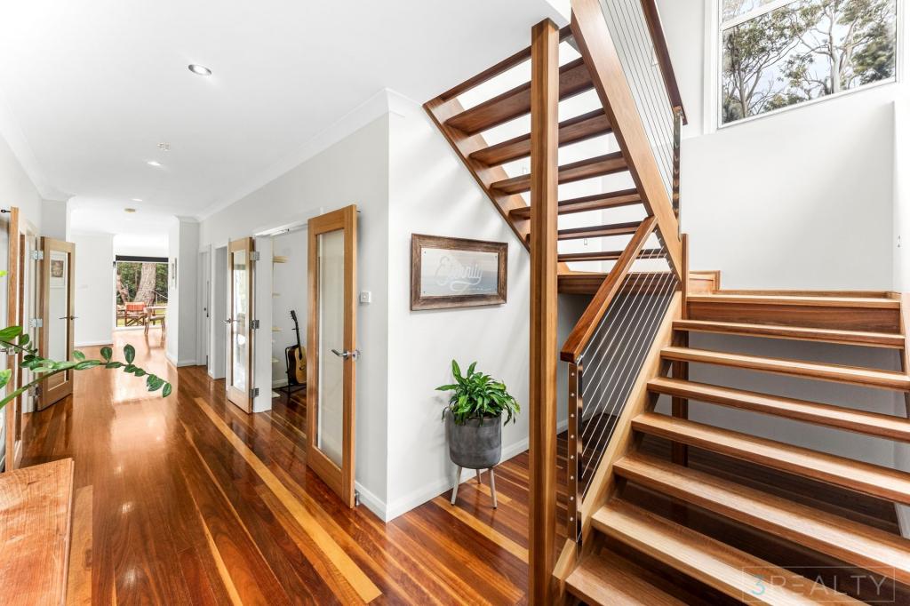 14 LAKE RIDGE LANE, MURRAYS BEACH, NSW 2281