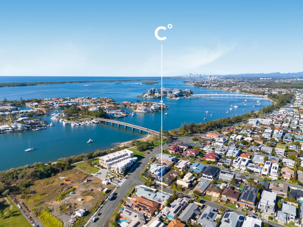 2/152 The Esp, Paradise Point, QLD 4216