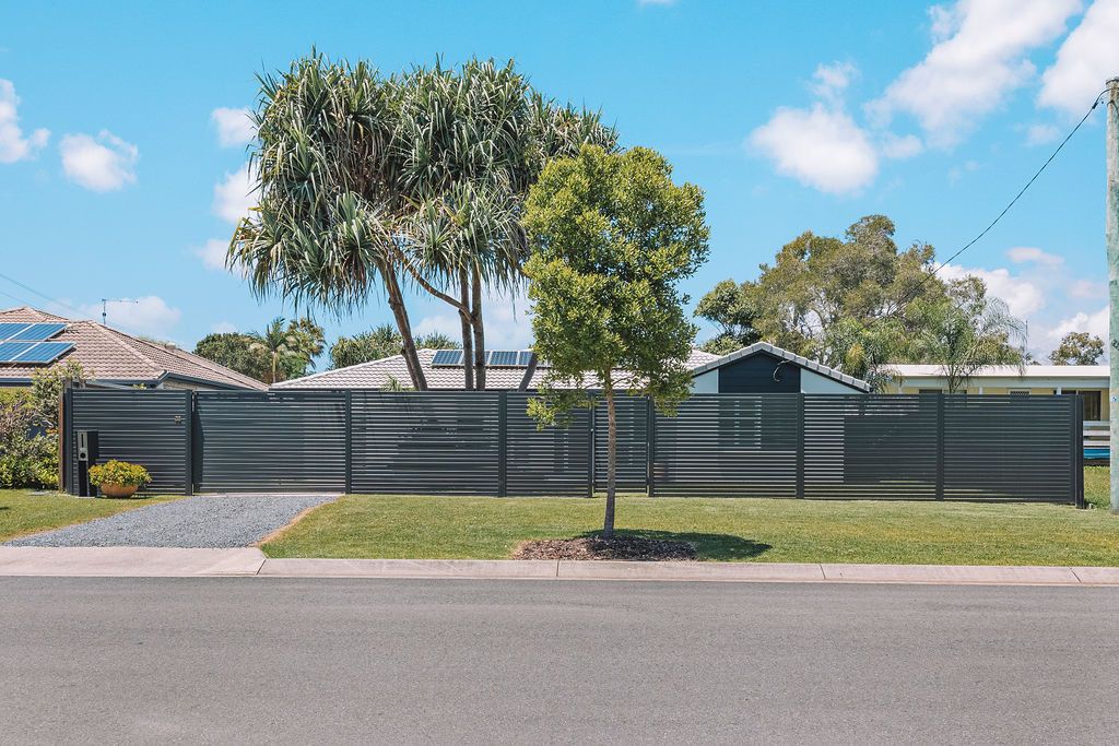 35 Pandanus St, Mudjimba, QLD 4564