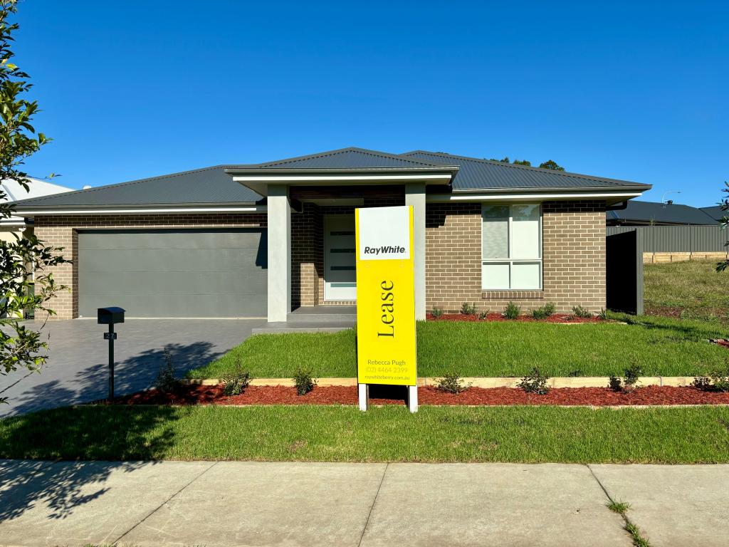 27 Wirraway Bvd, Cambewarra, NSW 2540