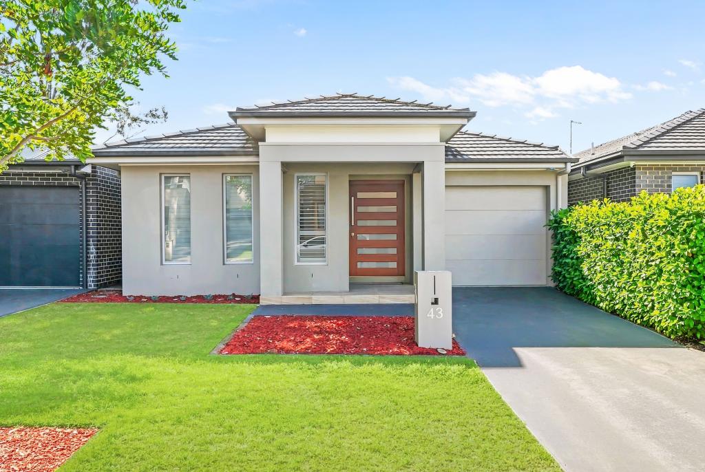 43 Medlock St, Grantham Farm, NSW 2765