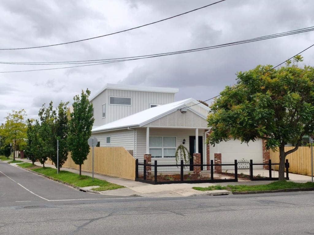 62 Essex St, Footscray, VIC 3011