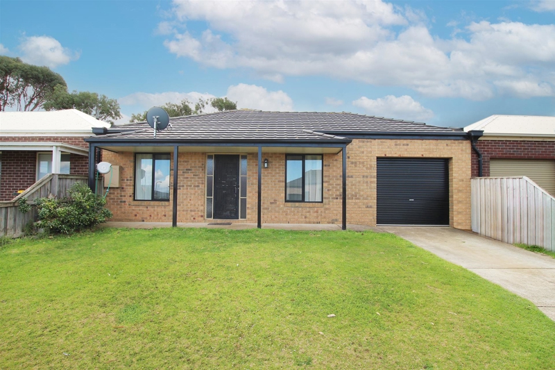 18 Langley St, Warrnambool, VIC 3280