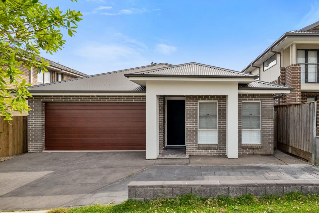 14 GALLIPOLI DR, EDMONDSON PARK, NSW 2174