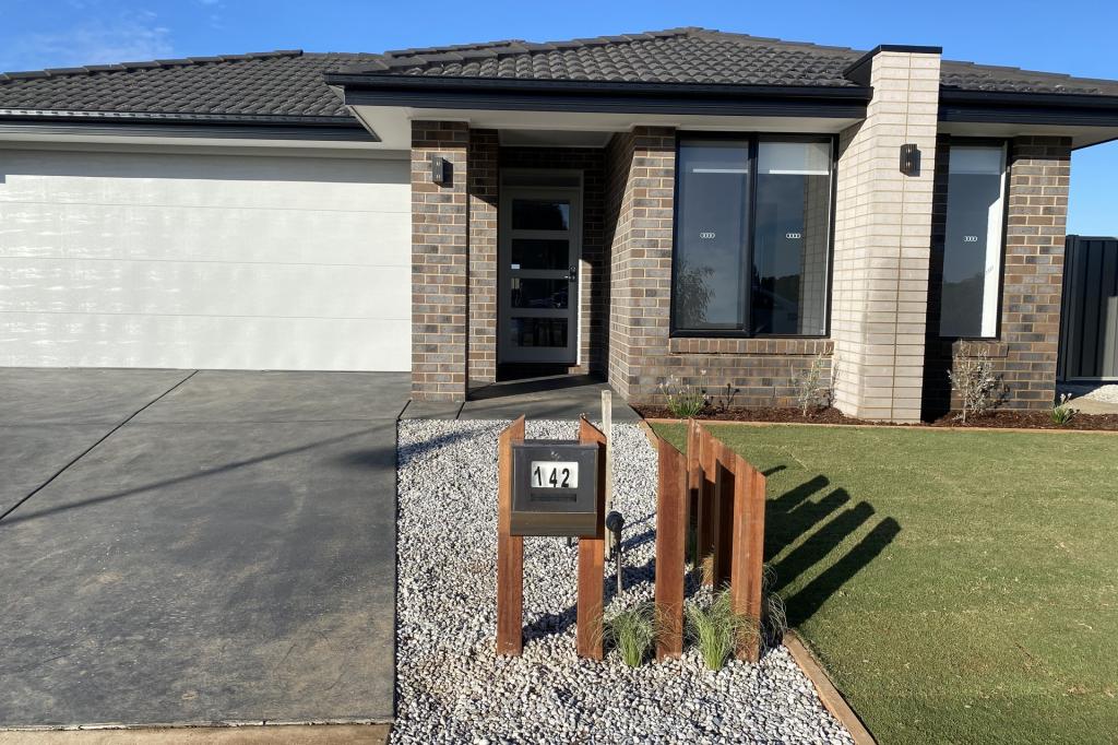 142 Peter Thomson Cct, Yarrawonga, VIC 3730