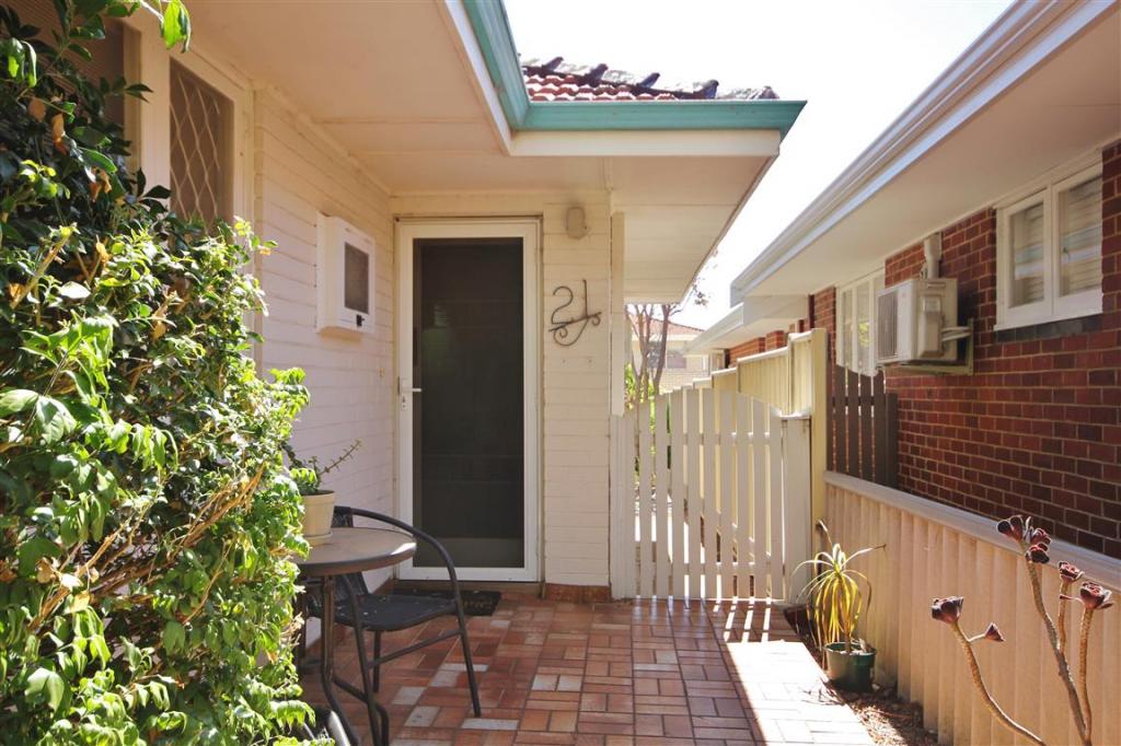 21 Waverley St, South Perth, WA 6151