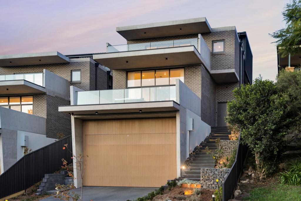 15B NEPEAN TOWERS AVE, GLEN ALPINE, NSW 2560