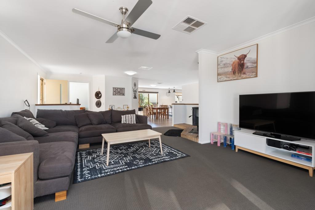 157 Walla Cemetery Rd, Walla Walla, NSW 2659