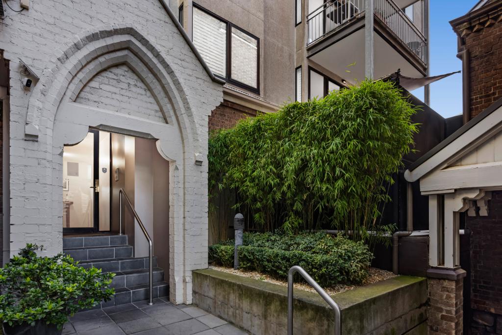 9/357 RATHDOWNE ST, CARLTON, VIC 3053