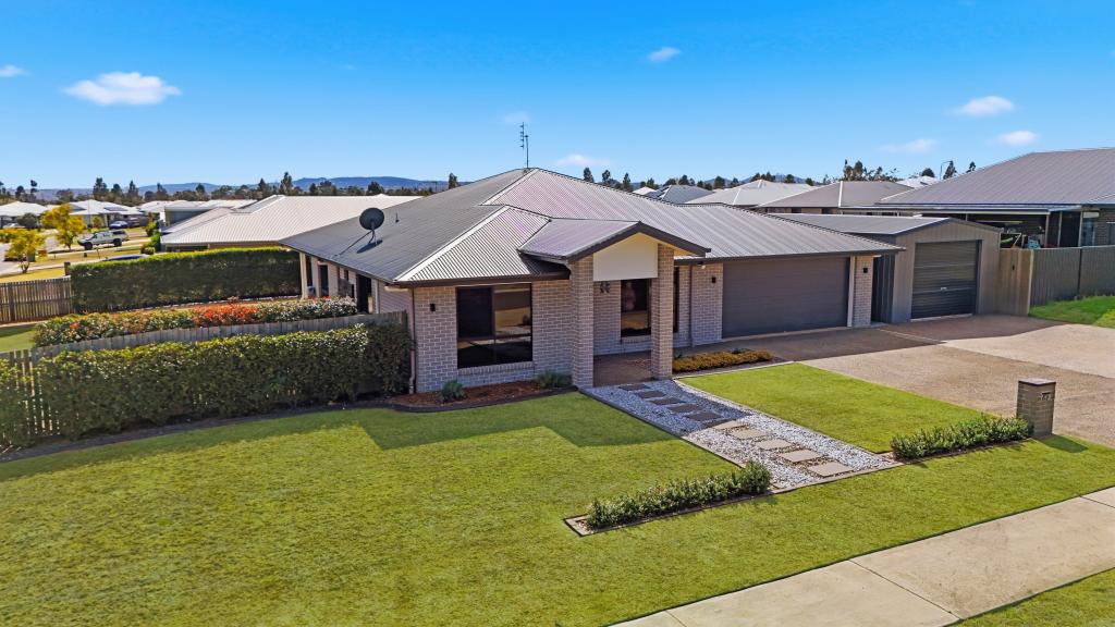 67 Magpie Dr, Cambooya, QLD 4358