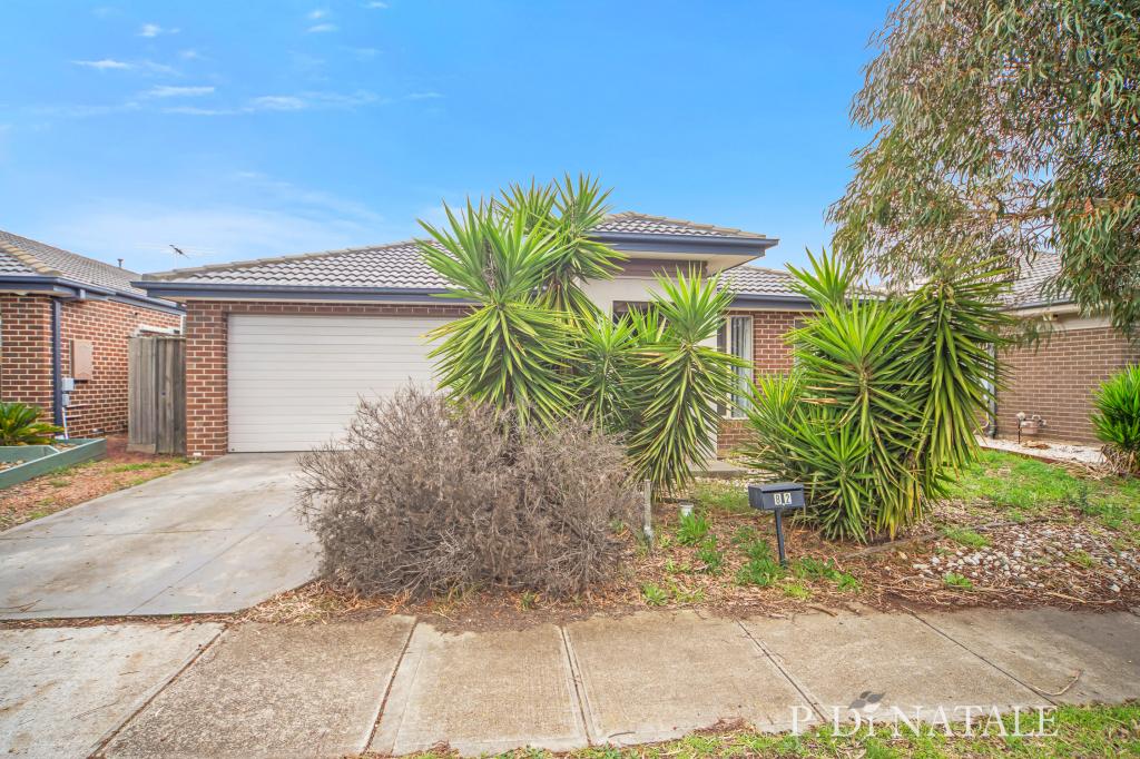 82 TYLER CRES, TARNEIT, VIC 3029
