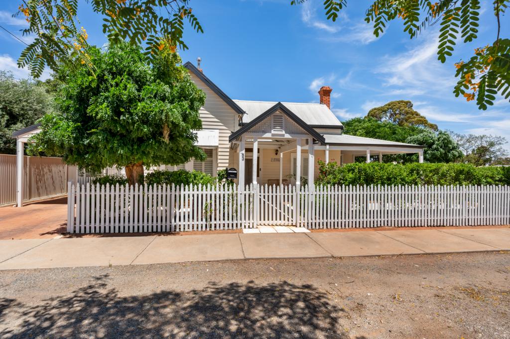 53 Addis St, Lamington, WA 6430