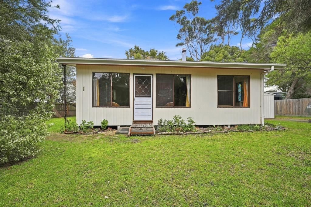 13 Coral St, Cape Paterson, VIC 3995
