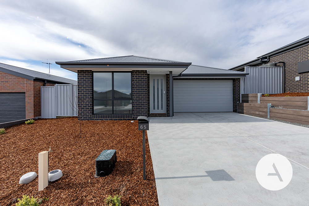 65 Oxalis Cres, Tralee, NSW 2620