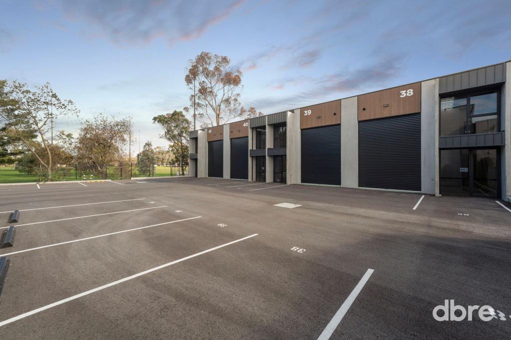 E1/119 CHESTERVILLE RD, MOORABBIN, VIC 3189