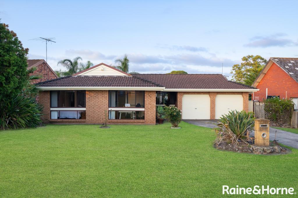 122 Fawcett St, Glenfield, NSW 2167