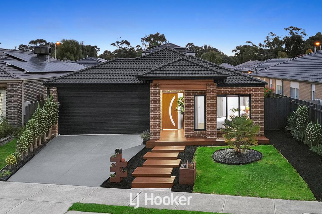 29 Camaro Dr, Cranbourne East, VIC 3977