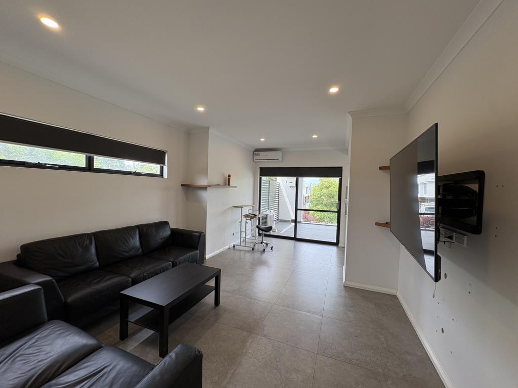 5/178 SURREY RD, RIVERVALE, WA 6056