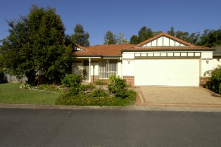 2/1 Freda St, Ashmore, QLD 4214