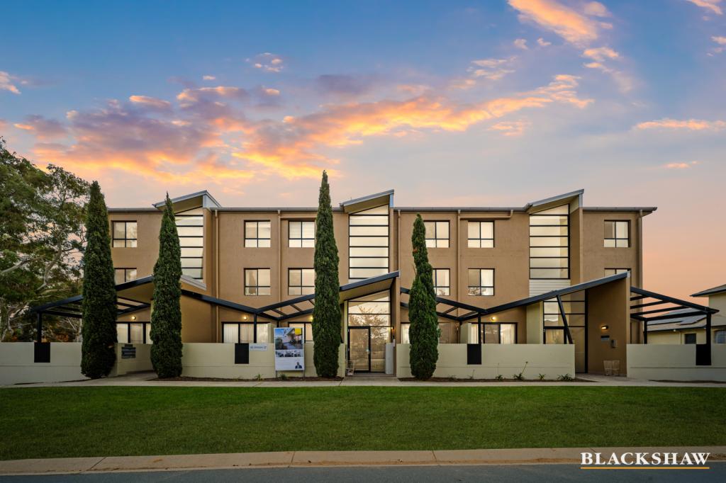 51/1 Gungahlin Pl, Gungahlin, ACT 2912