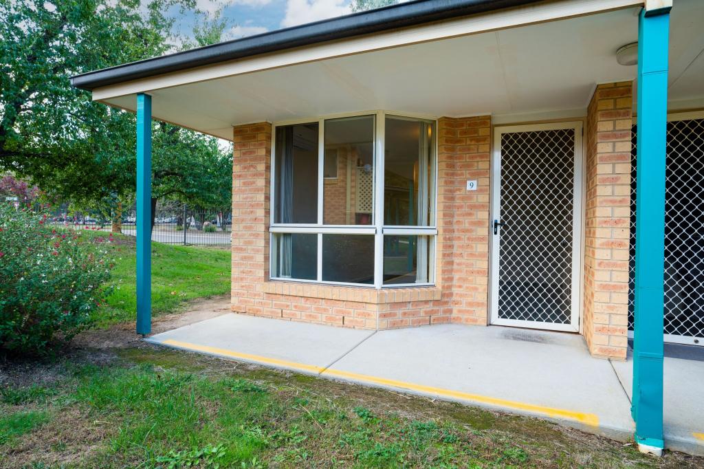 9/7 Severin Ct, Thurgoona, NSW 2640