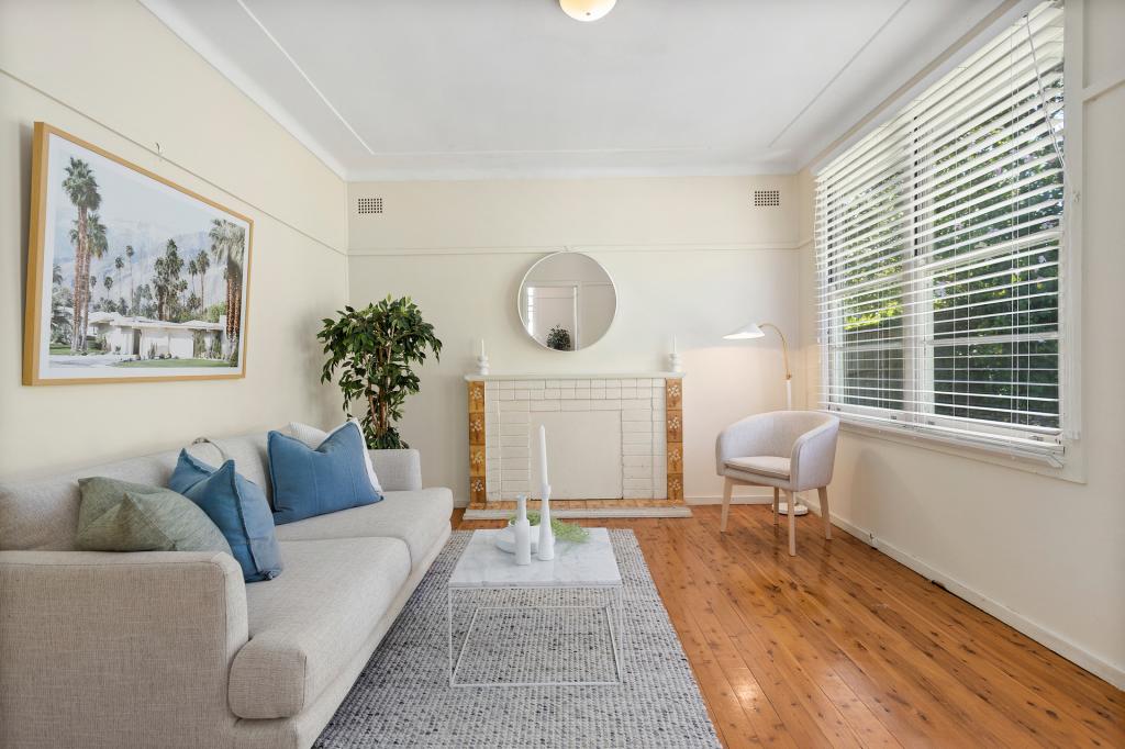 39 Maynes Pde, Unanderra, NSW 2526