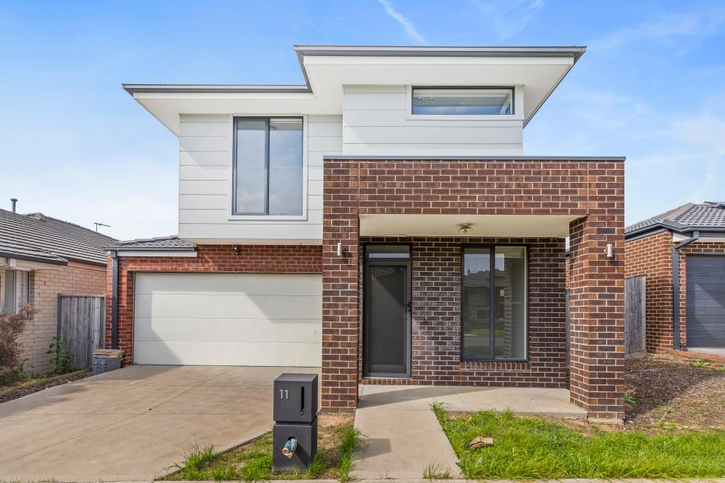 11 BARKERS CRES, MICKLEHAM, VIC 3064