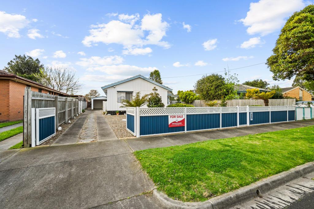 43 Jackson Ave, Sale, VIC 3850