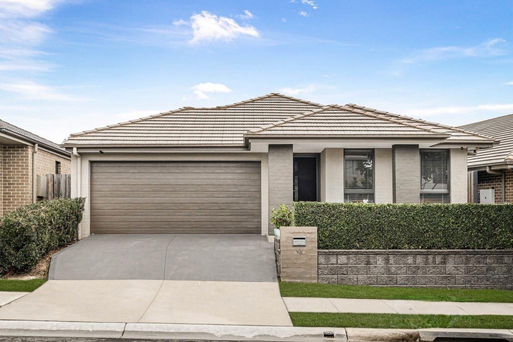 14 Fernlea Cres, Marsden Park, NSW 2765
