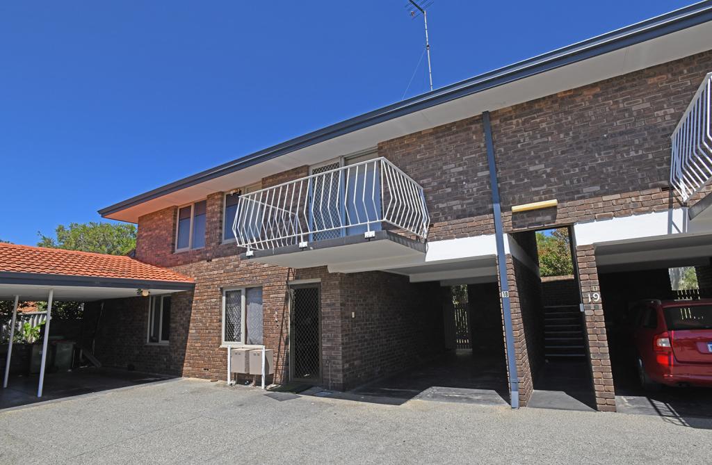 18/15-17 Point Walter Rd, Bicton, WA 6157
