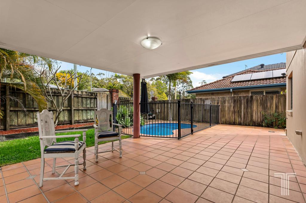26 Estate Pl, Holland Park West, QLD 4121
