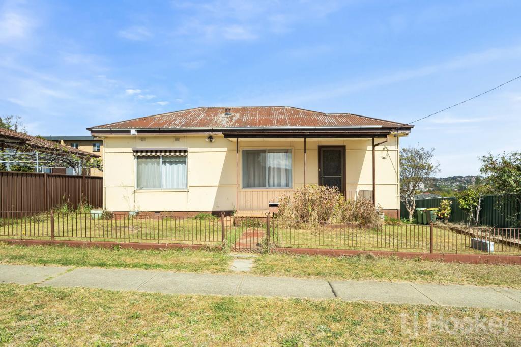 17 Buttle St, Queanbeyan East, NSW 2620