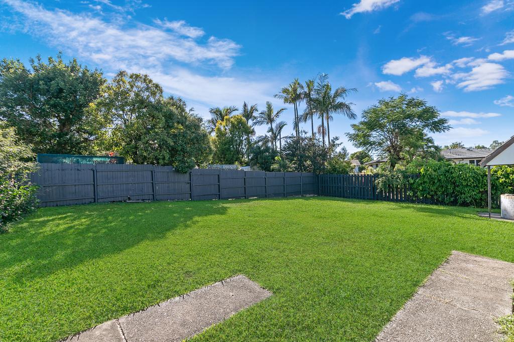 16 Bradnor St, Carina, QLD 4152