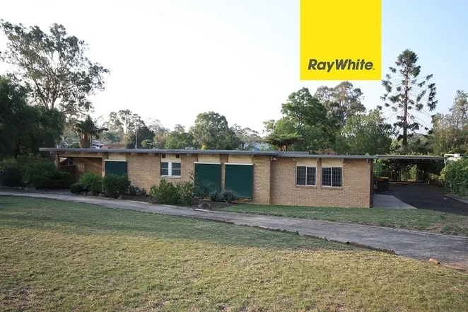 12 Elizabeth Macarthur Ave, Camden South, NSW 2570