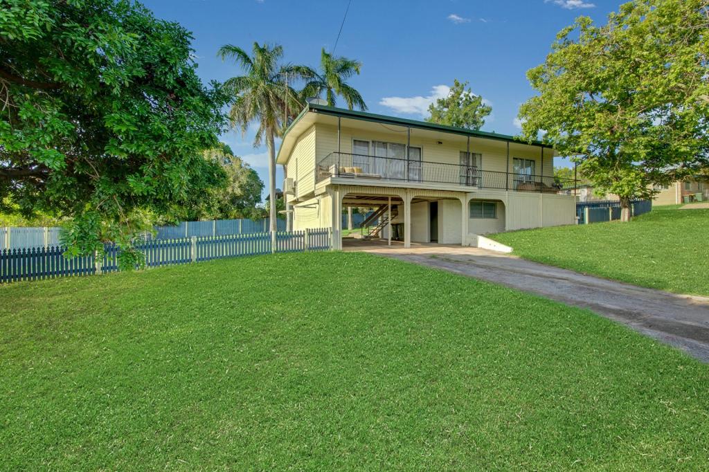 15 Mcdonald St, Clinton, QLD 4680