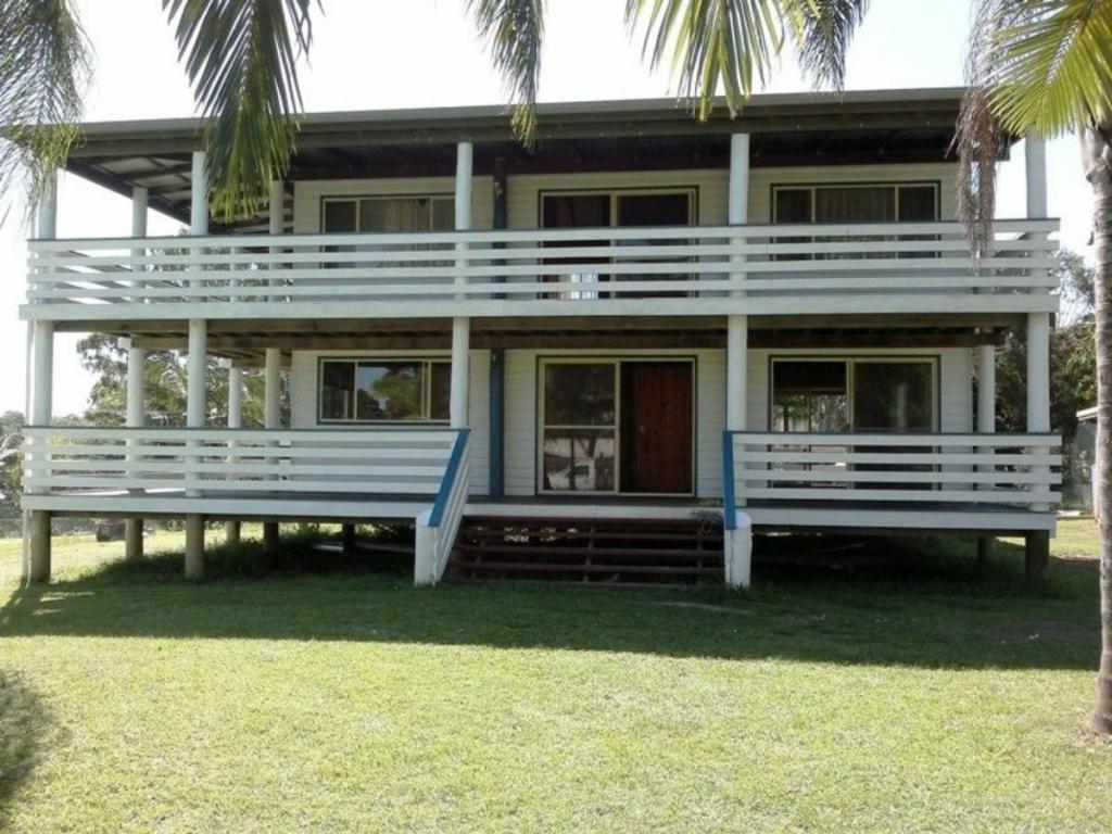 45-49 Crest Hvn, Lamb Island, QLD 4184