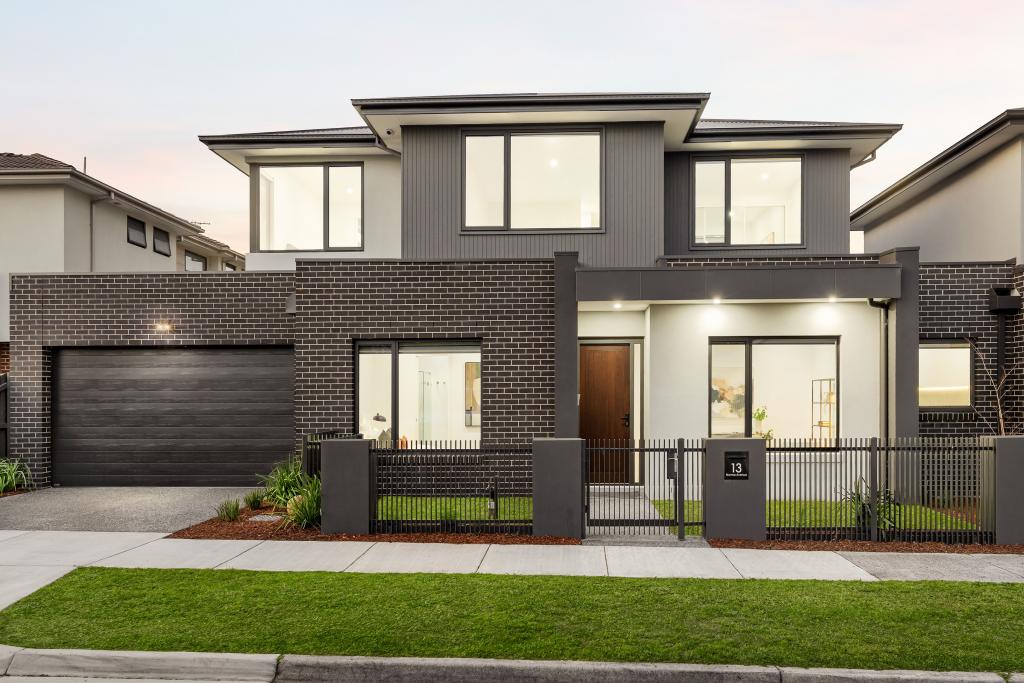 13 Norma Ave, Oakleigh South, VIC 3167