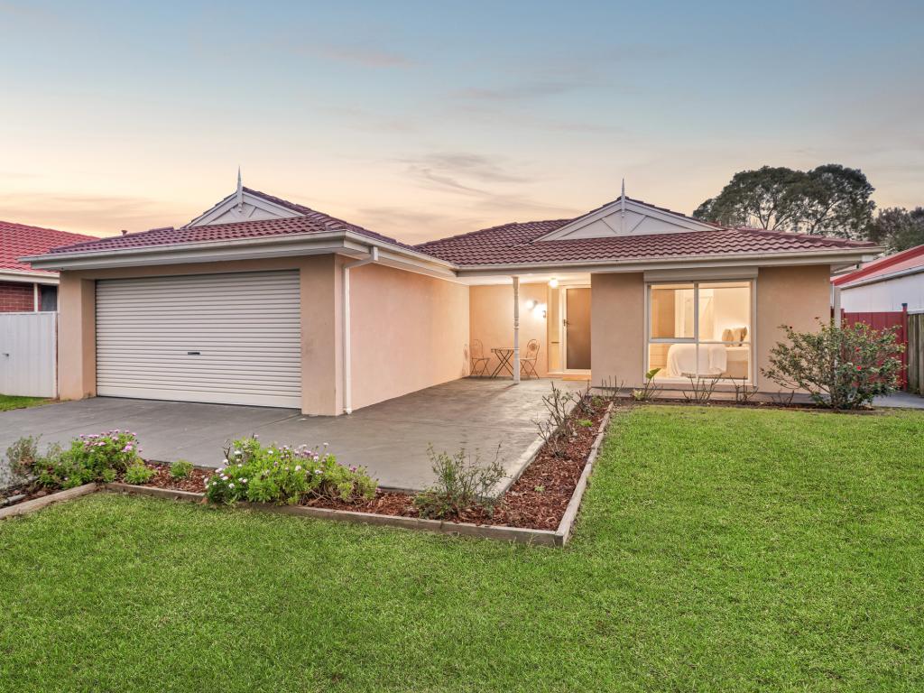 6 Lindas Way, Carrum Downs, VIC 3201