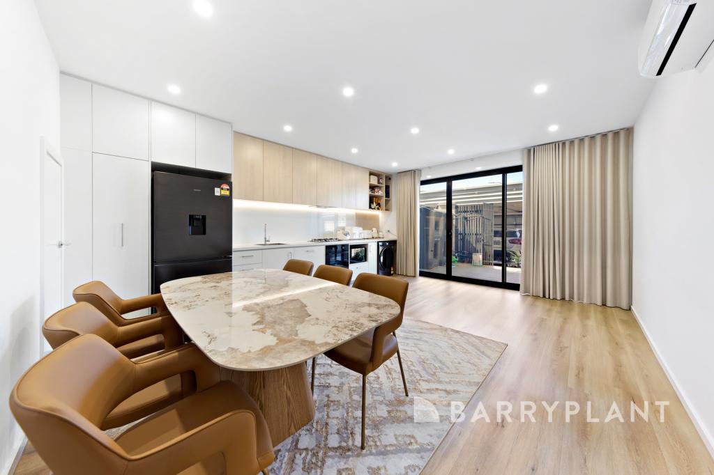 10 Spotted Gum Cres, Sunshine North, VIC 3020