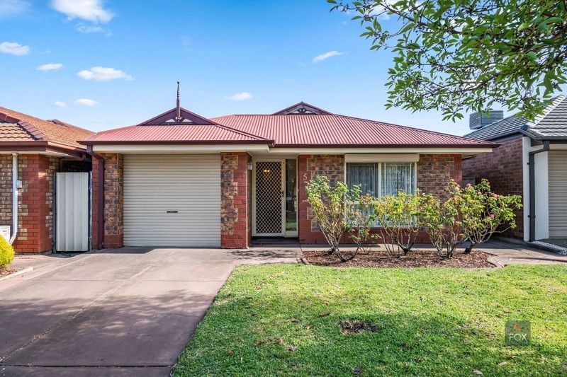 5 BURCHMORE CT, BLAIR ATHOL, SA 5084