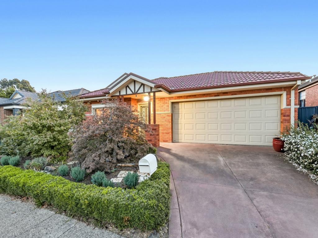 5 Benambra Cl, Pakenham, VIC 3810