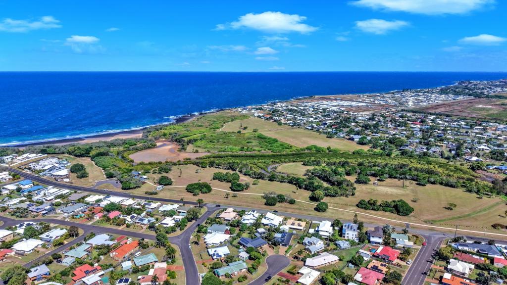 2 BAY CT, BARGARA, QLD 4670