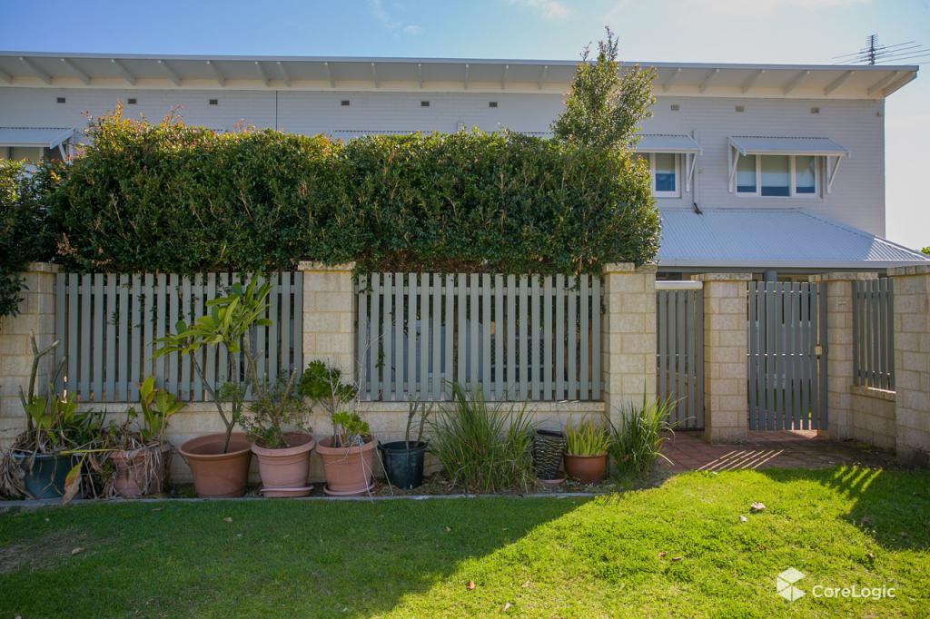 3/3 Derrington Cres, Balga, WA 6061