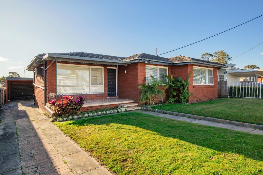 38 Conmurra Cct, Shortland, NSW 2307