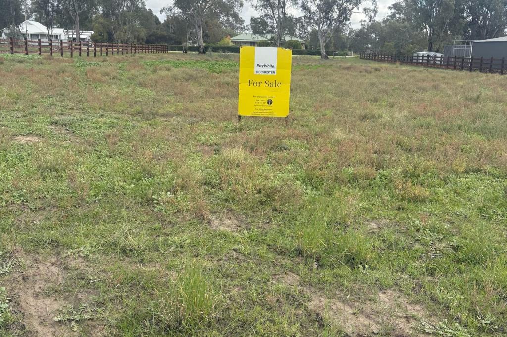 50 MAIN ST, KOONDROOK, VIC 3580