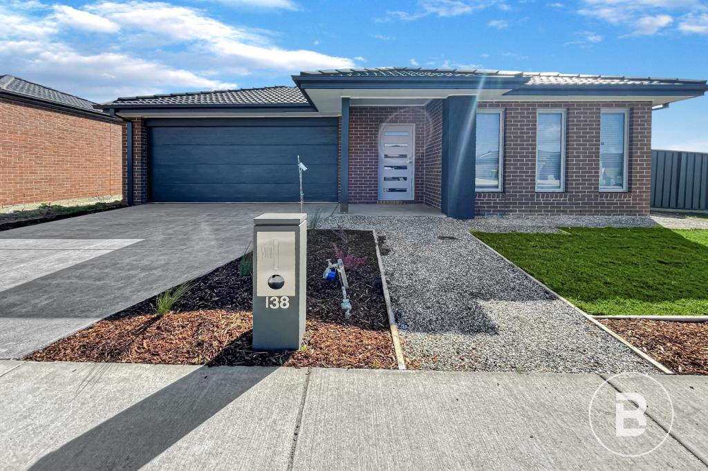 138 Birdwood Ave, Sebastopol, VIC 3356